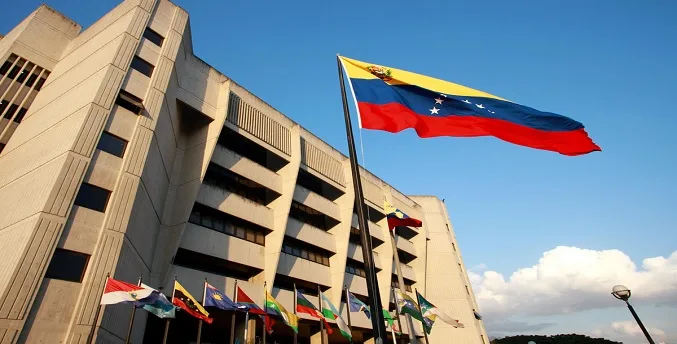 TSJ suspende cobros a contenedores en La Guaira y Carabobo