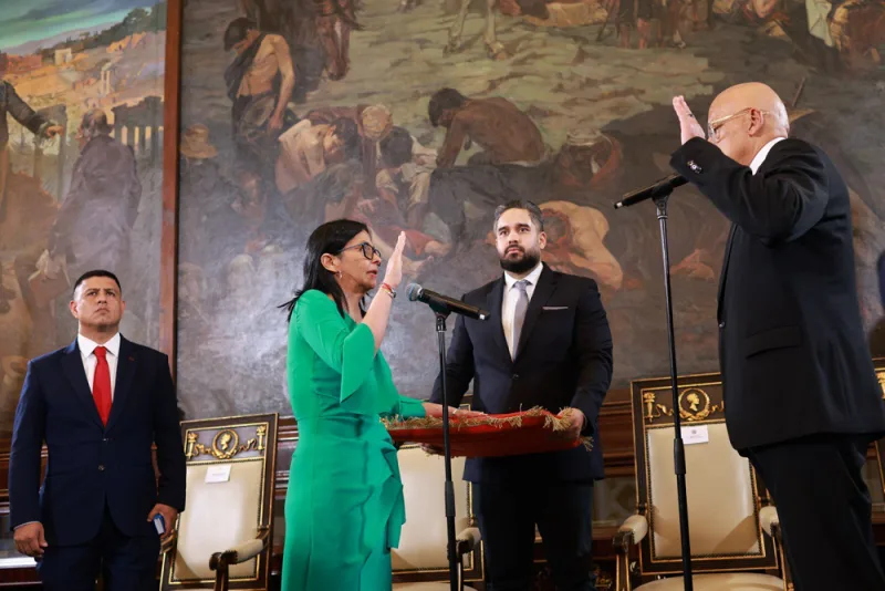 File:Delcy Rodríguez is sworn in as acting president of Venezuela.png