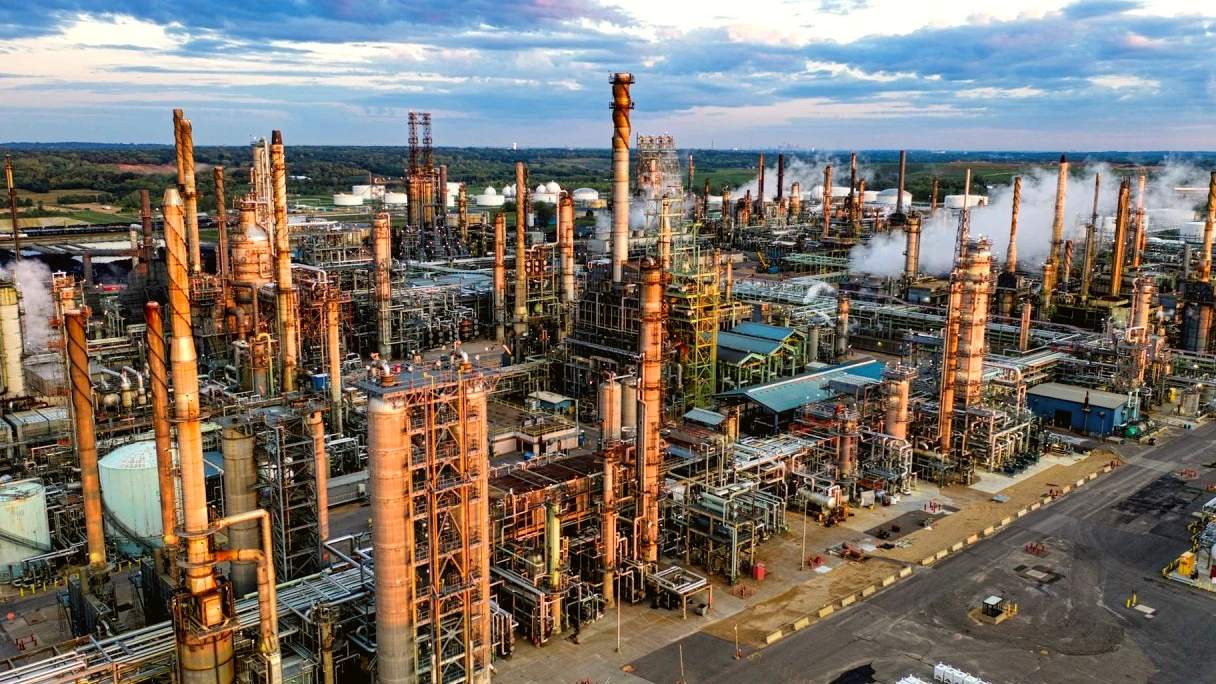 Pemex reporta fuga de crudo y fuego en Dos Bocas