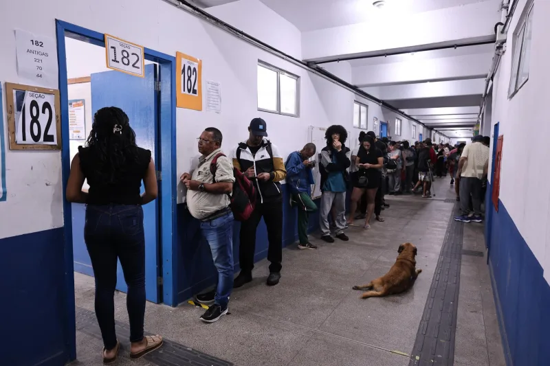 Brasil abre las urnas para elegir presidente