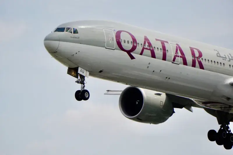 Avior descentraliza a Barcelona y Qatar Airways abre ruta estratégica