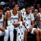 Dylan Harper arranca de titular en los Spurs