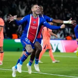 PSG remontó al Barcelona y le quitó el invicto con 4-2