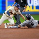 Los Rays suman cinco juegos con dos robos en la postemporada
