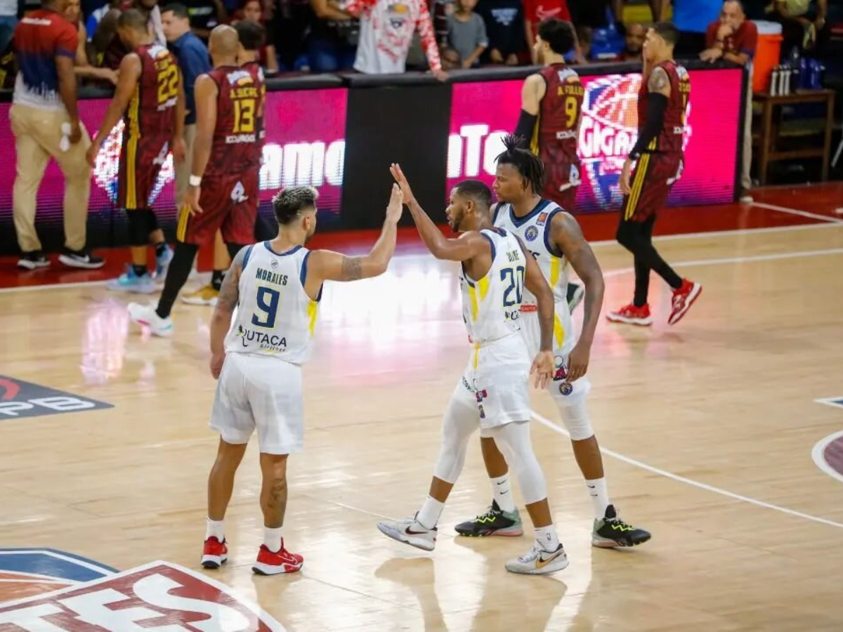 Duelo entre Marinos y Cangrejeros fue reprogramado