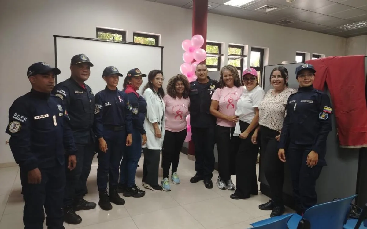 Bomberos de la UBV hicieron jornada sobre cáncer de mama en Monagas