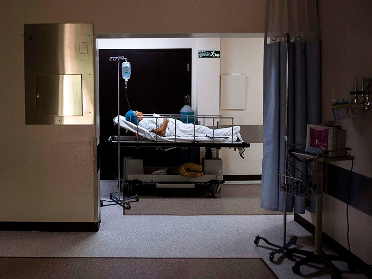 La cirugía bariátrica puede tratar complicaciones en personas con obesidad y diabetes